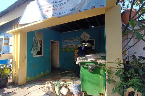 Imbas Kebakaran, Fasilitas Kantor RW yang Jadi Sekolah PAUD di Jatinegara Rusak