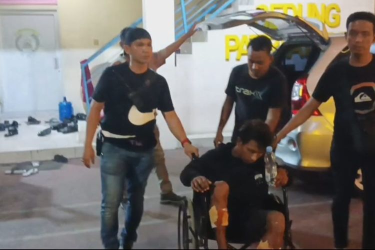 Seorang pria bernama Armansyah Angkat (27) ditangkap polisi karena mencuri sepeda motor warga di Jalan Air Bersih, Kecamatan Medan Kota, Kota Medan, Rabu (19/6/2024).