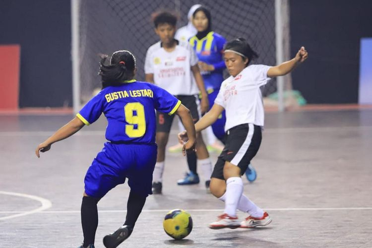 Tim Universitas Negeri Sriwijaya (Unsri) mendekati gelar juara pada Liga Mahasiswa Futsal Sumatra Conference Season 7, Rabu (23/10/2019).  
