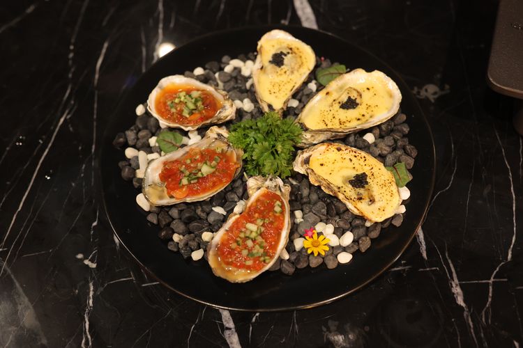 The Oyster-Two Style, makanan di Nube9 Sky Lounge & Golf SCBD.