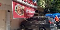 Diizinkan Wali Kota Buka Lagi, Ayam Goreng Widuran Masih Tutup, Banyak Pelanggan Kecewa