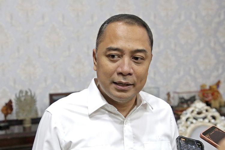 Wali Kota Surabaya, Eri Cahyadi, Kamis (26/6/2025). Aturan jam malam anak di Surabaya bisa berdampak positif jika dijalankan dengan komunikasi yang sehat antara orangtua dan anak, menurut psikolog.