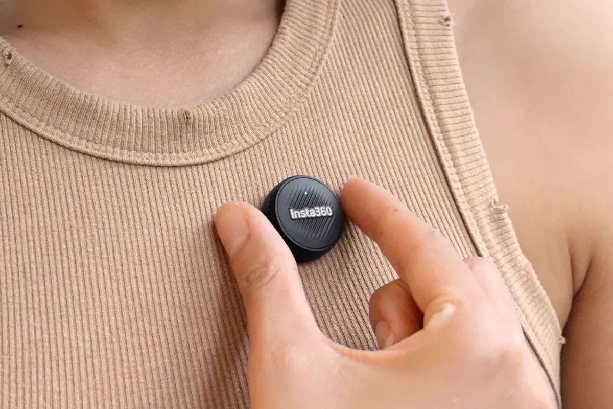 Insta360 merilis mikrofon wireless pertamanya, Insta360 Mic Air. Bentuknya mungil dan ringan.