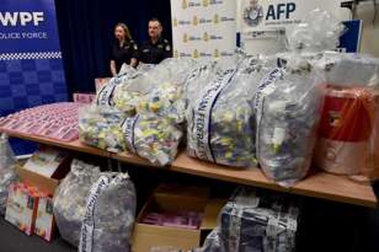 Kepolisian Australia menyita metamfetamin bernilai Rp 9,5 triliun dan menahan tiga orang yang terlibat dalam kasus ini.