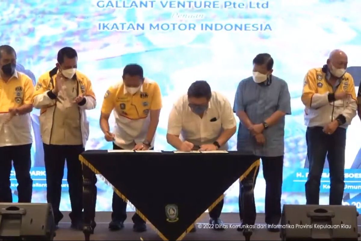 Penandatanganan MoU Ikatan Motor Indonesia (IMI) dengan Gallant Venture Pte Ltd untuk pembangunan Bintan International Circuit