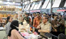 Lomba Digitalisasi Pasar Bikin Warga Melek Transaksi Digital