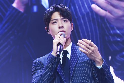 Biasa Jadi MC, Park Bo Gum Pandu Konser Angkatan Laut Korea