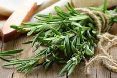 Apa Itu Daun Rosemary, Rempah Aromatik untuk Masakan Italia?