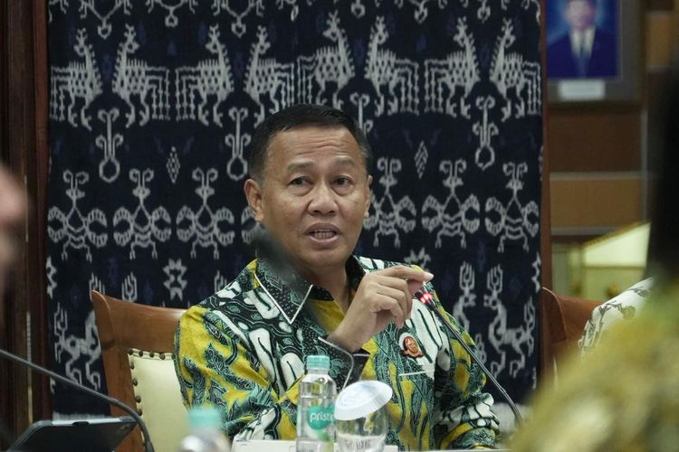 Direktur Jenderal Perhubungan Darat, Aan Suhanan