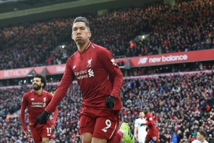 Roberto Firmino merayakan golnya pada pertandingan Liverpool vs Burnley di Stadion Anfield dalam lanjutan Liga Inggris, 10 Maret 2019. 