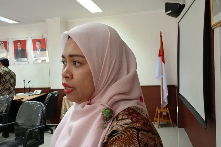 Ketua Komisi Perlindungan Anak Indonesia (KPAI) Ai Maryati Solihah saat diwawancarai di Gedung KPAI, Jakarta, Jumat (5/5/2023).