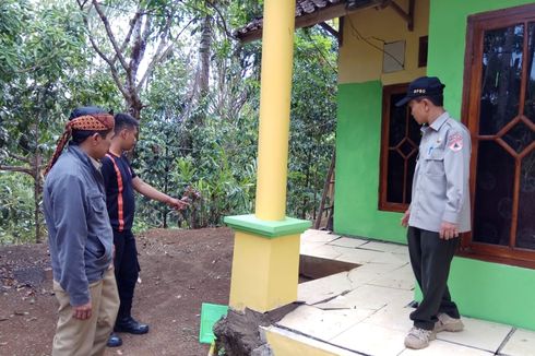 146 Rumah di Tasikmalaya Terancam Pergerakan Tanah akibat Cuaca Buruk