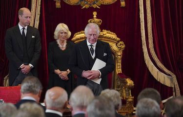 Raja Charles III Lawan Tradisi, Tolak Tinggal di Istana Buckingham