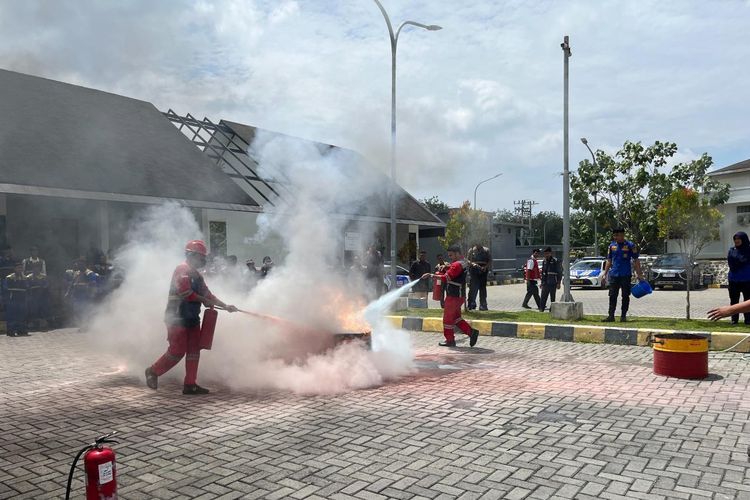 Antisipasi Kebakaran di Jalan Tol, Hamawas Latih Petugas Hadapi Kondisi Darurat