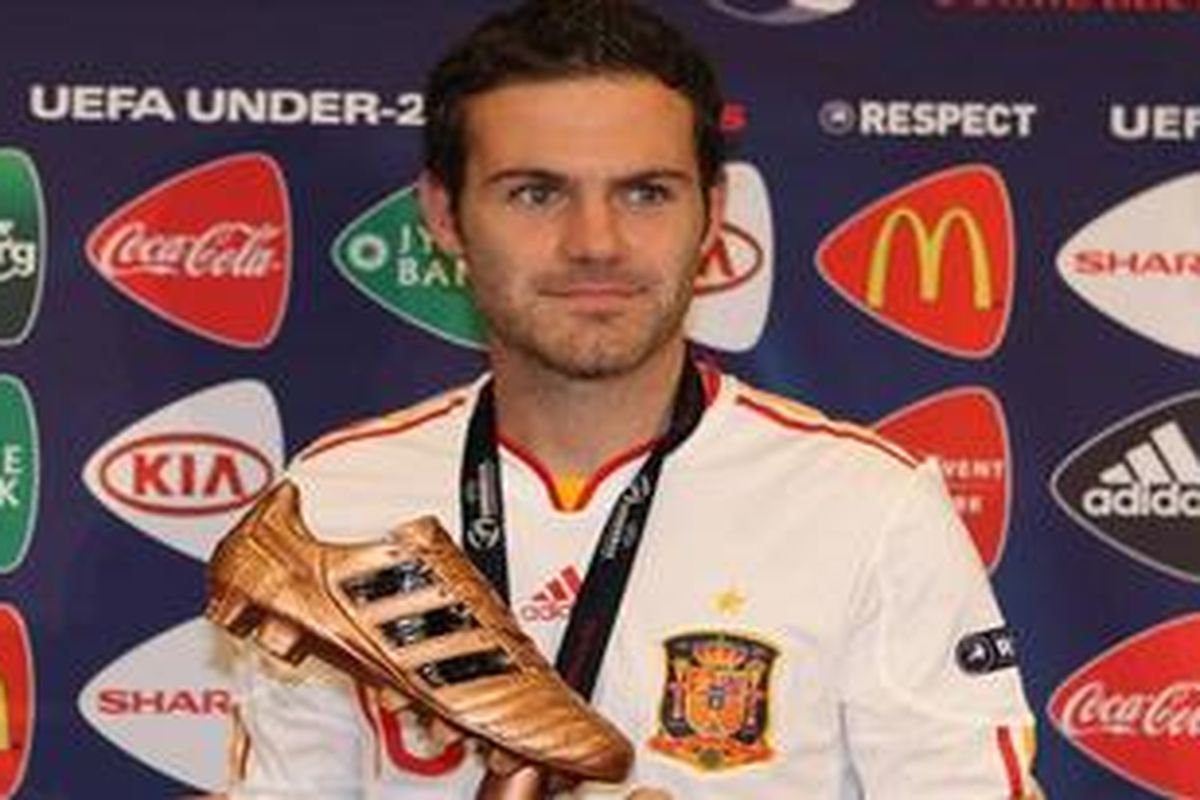 Gelandang Valencia dan Spanyol, Juan Mata.