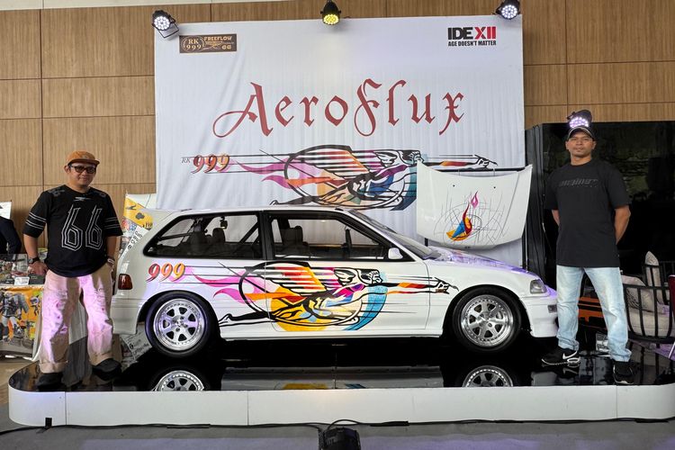 Honda Civic Nouva EF9 ?AeroFlux? Restomod Karya RK999 x Freeflow.66 Mejeng di IDEXII 2025