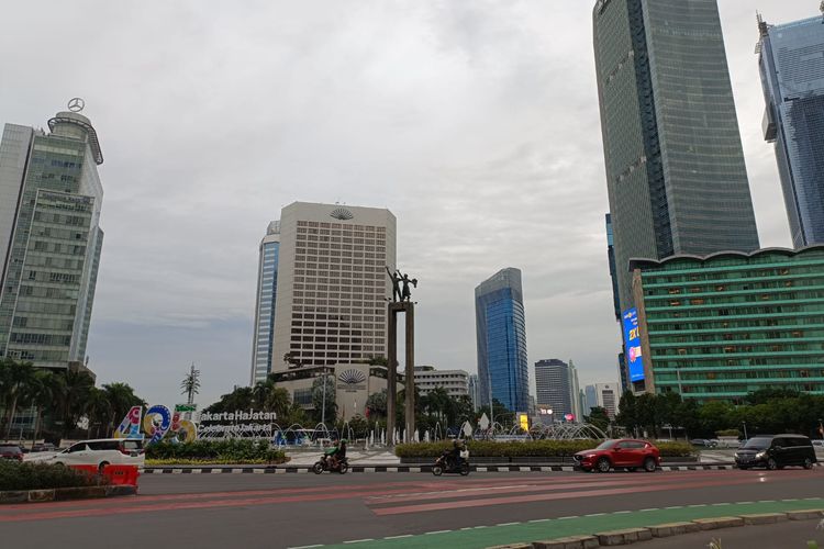 Monumen Selamat Datang di Bundaran Hotel Indonesia.