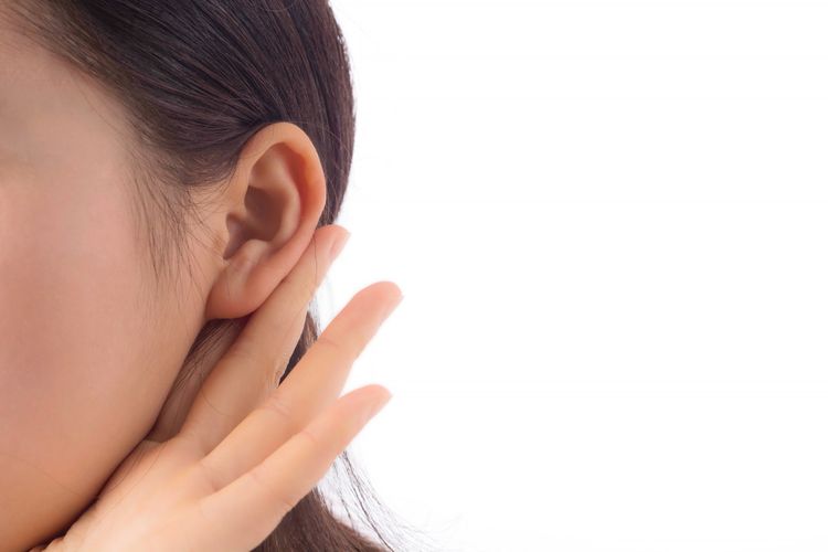Adanya kotoran telinga berlebih sangat tidak nyaman dan terkadang terasa gatal.