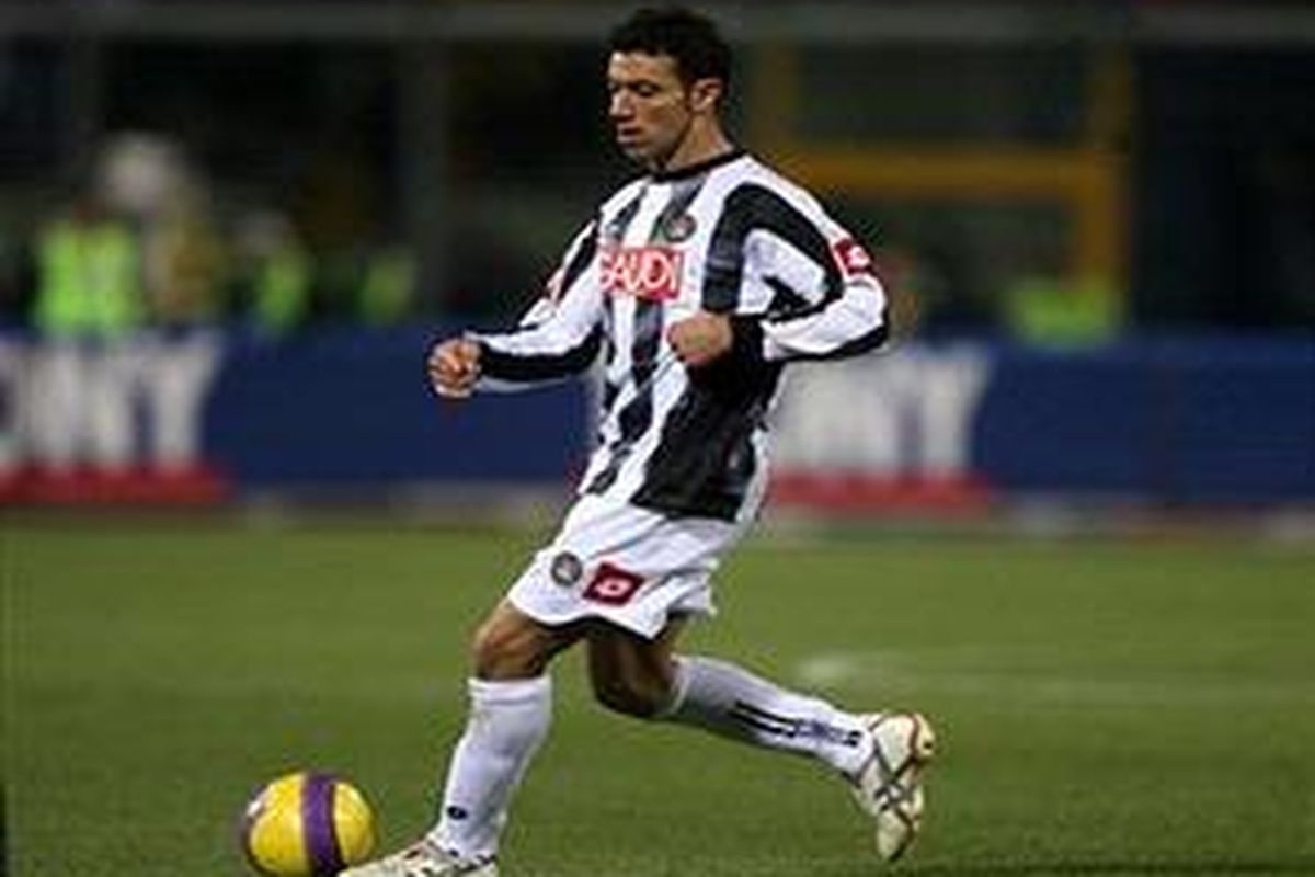 Fabio Quagliarella, bomber Udinese yang sedang moncer.