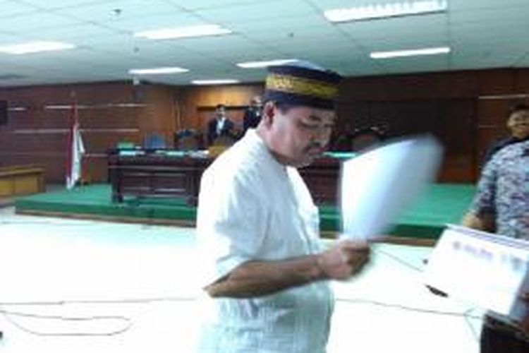 Panitera Pengadilan Tata Usaha Negara di Medan, Syamsir Yusfan, dalam Pengadilan Tindak Pidana Korupsi di Jakarta, Kamis (10/9/2015).