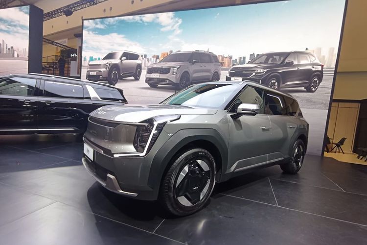 Kia EV9 Earth meluncur di GIIAS 2024