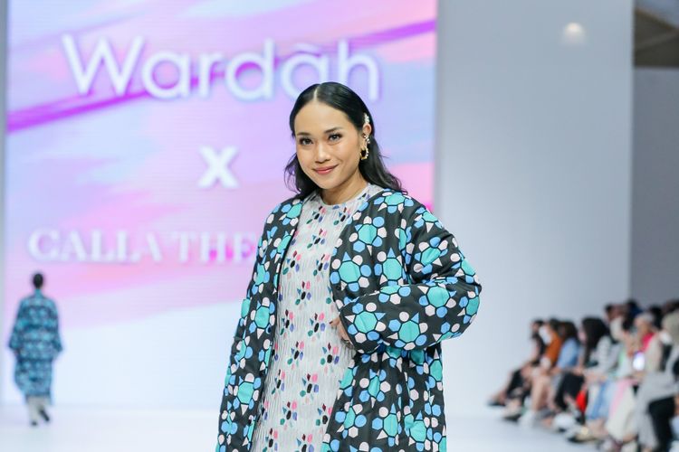 Calla the Label x Ayla Dimitri menampilkan serangkaian koleksi terbaru di Jakarta Fashion Week 2023 dengan tema bertumbuh.