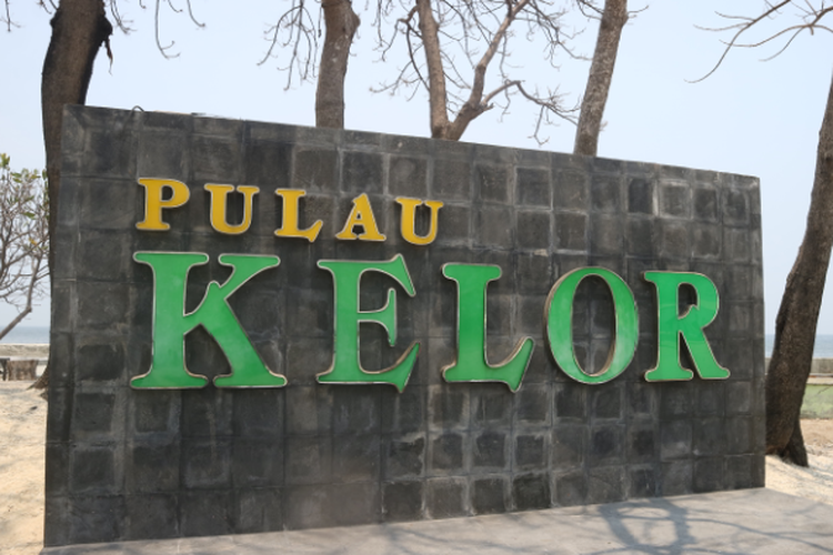 Tembok Bertuliskan Pulau Kelor akan menyambut wisatawan ketika berkunjung ke sini, Kamis (10/10/2019).