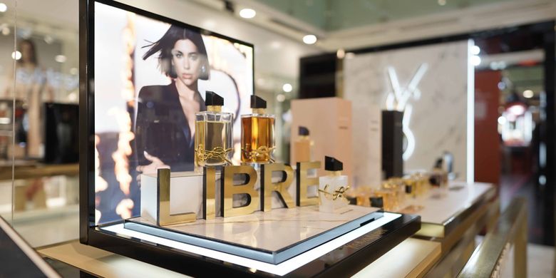 YSL Beauty activates Libre campaign starring Dua Lipa at Dubai Duty Free