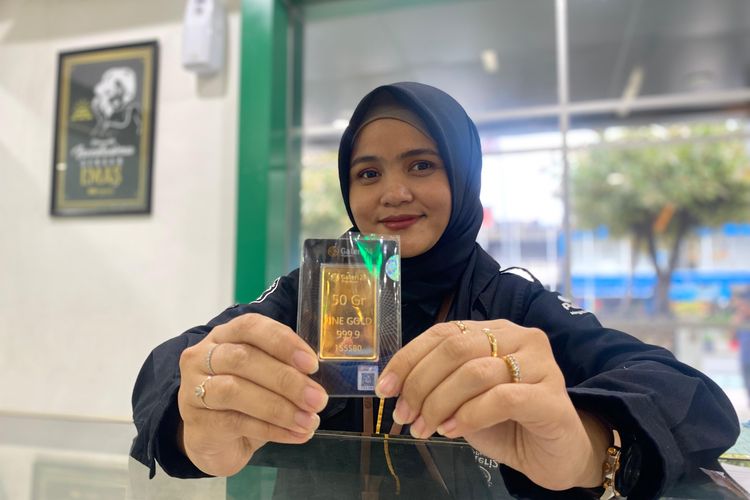 Ilustrasi emas pegadaian.