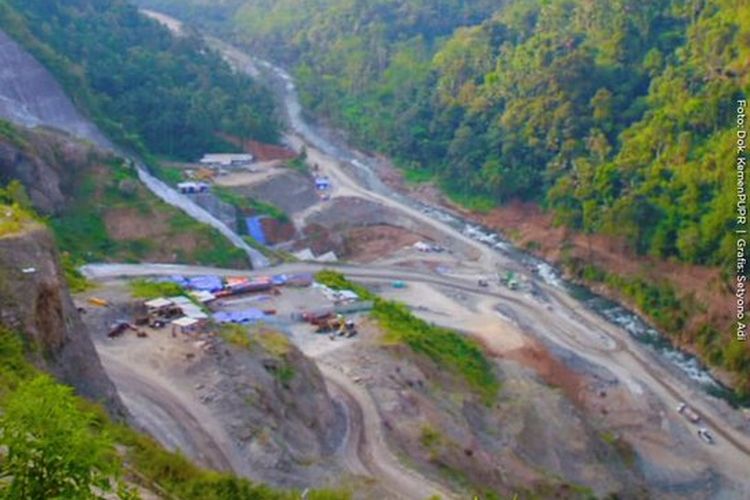 Pembangunan Bendungan Bener di di Kabupaten Purworejo, Jawa Tengah.