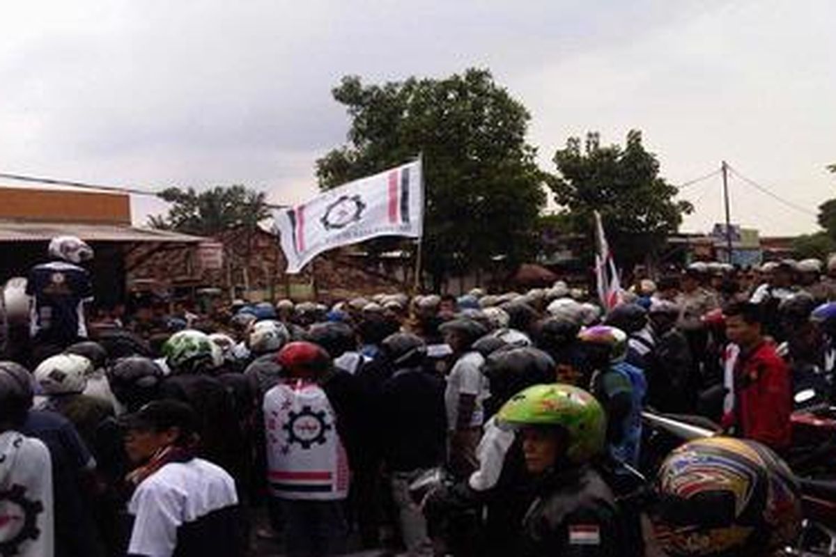 Pintu Belakang Bandara Ditutup