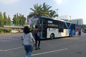 Penumpang Keberatan Usulan Tarif Transjabodetabek Jadi Rp 10.000, Minta Layanan Dibenahi Dulu