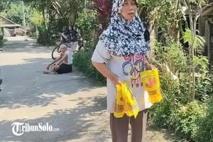 Keluhkan Rasa Makanan Aneh dan Tenggorokan 'Nyegrak', Puluhan Warga Sragen Kembalikan Bantuan Minyakita
