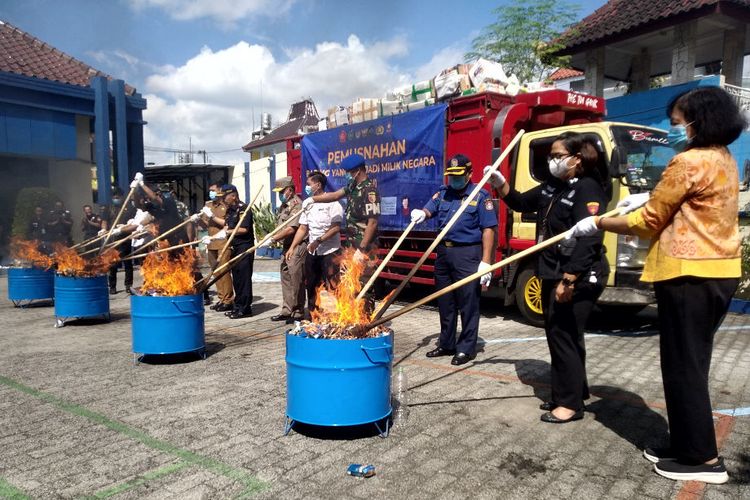 Semester I-2026, Bea Cukai Blitar Sita 2,2 Juta Rokok Ilegal 