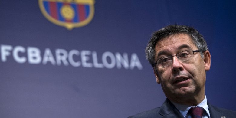 Presiden FC Barcelona, Josep Maria Bartomeu, dalam konferensi pers di Camp Nou, Barcelona, 2 Oktober 2017.