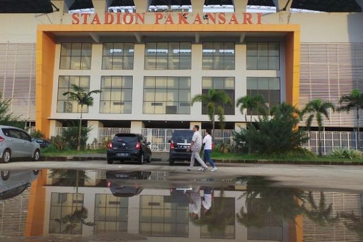 Stadion Pakansari Cibinong terpilih menjadi tempat digelarnya pertandingan semifinal pertama Piala AFF 2016 antara Indonesia dan Vietnam pada 3 Desember 2016.  