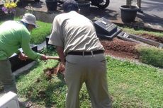 Makam Fiktif Berada hingga Dekati Jalan Beraspal dan Konblok