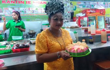 6 Tempat Makan di Jakarta yang Videonya Viral di TikTok, Ada yang ...