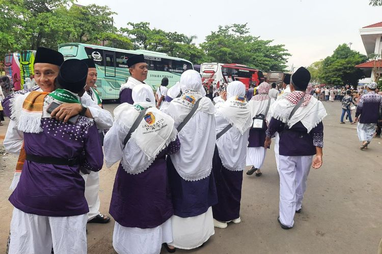 Calon jemaah haji asal Pati tahun 2025 berangkat ke embarkasi beberapa bulan lalu