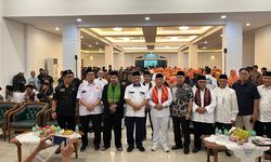 Tokoh Perempuan Cirebon Deklarasi Dukung ASIH, Harap Lanjutkan Program Aher