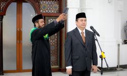 Iskandar Zulkarnaen Dilantik Jadi Sekda Kota Bandung, Ketua DPRD Berikan Pesan Khusus