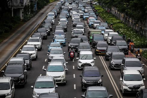 Pandemi Masih Mengancam, Kenapa Ganjil Genap Kembali Diberlakukan?