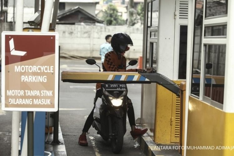 Pengelola Parkir Terkesan Lepas Tangan Jika Ada Kehilangan