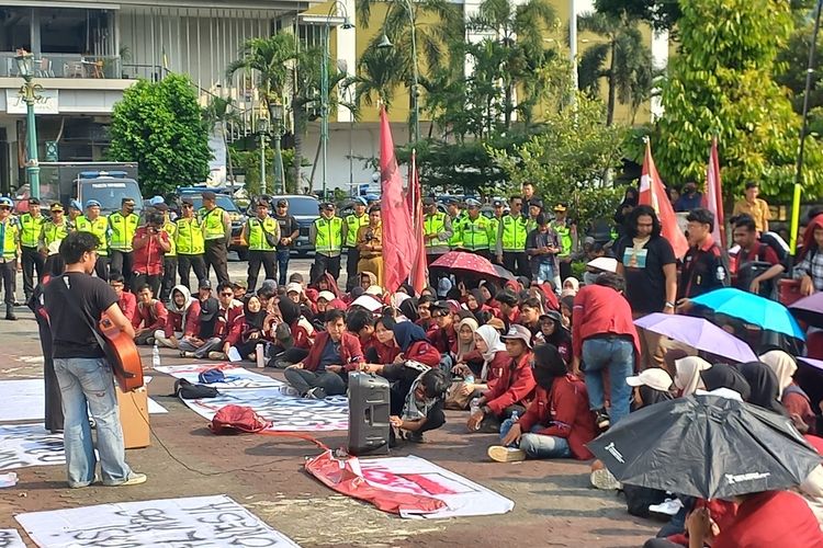 Topo Pepe di Titik Nol, Mahasiswa Jogja Sebut Kondisi Negara Tidak Baik-baik Saja