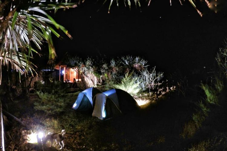 Camping di Kawasan Pantai Nglambor, Gunungkidul