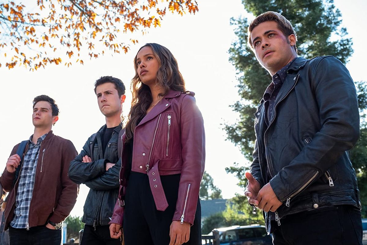 Season 4 dari serial drama remaja 13 Reasons Why kembali dibintangi oleh Brandon Flynn, Dylan Minette, Alisha Boe, dan Christian Navarro.
