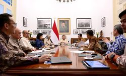 Bertemu Presiden, Menpan-RB dan Ketua DEN Sampaikan Strategi Akselerasi Transformasi Digital Pemerintah