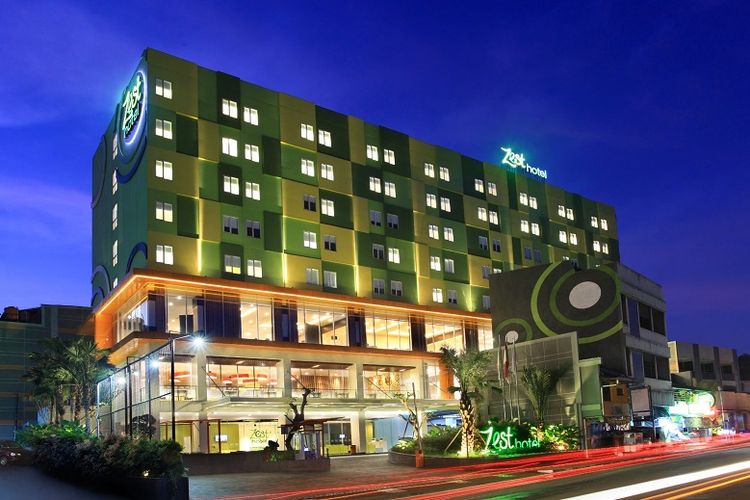 Zest Hotel Sukajadi Bandung menggelar promo menginap menarik dalam rangka libur sekolah. 