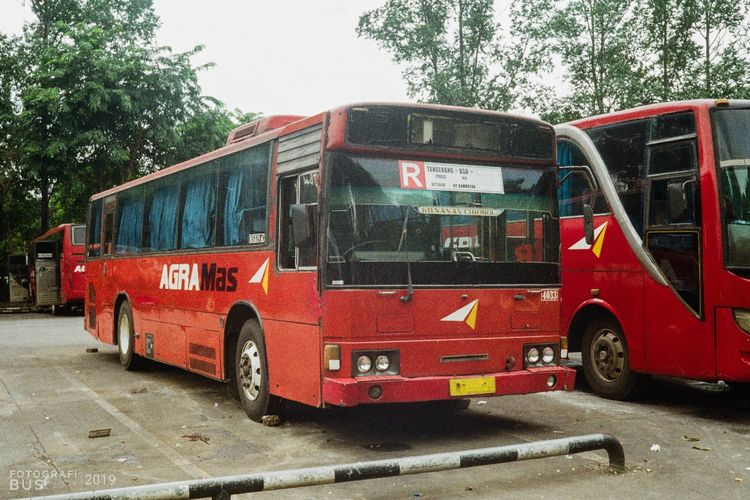 Bus kota Agra Mas