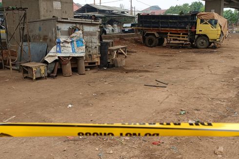 Keluarga Mayat Terbungkus Plastik di Kolong Tol Becakayu Datangi RS Polri Kramat Jati